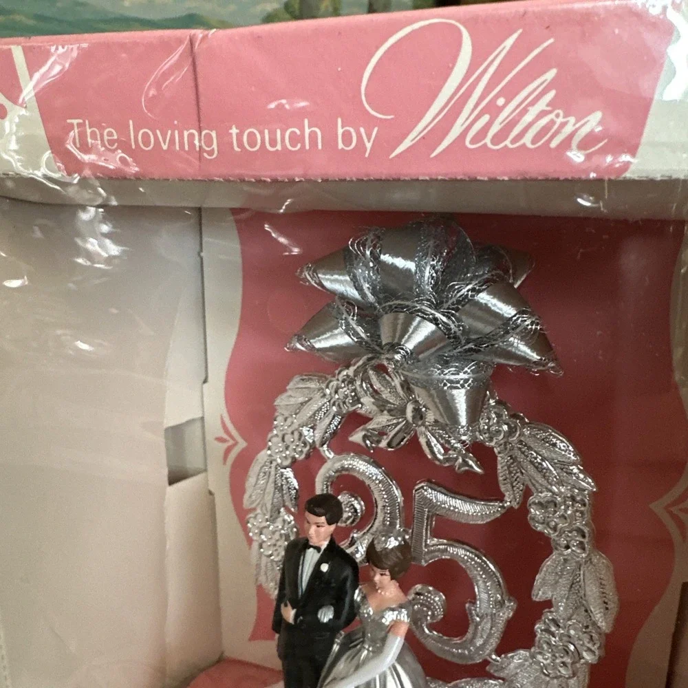 VTG 1960's Boxed Wilton Silver 25th Wedding Anniversary Cake Topper Bride Groom